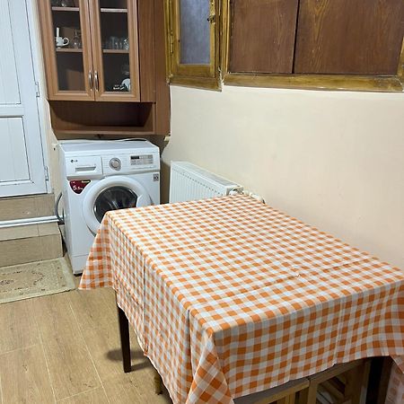 Guest House Borjomi ภายนอก รูปภาพ