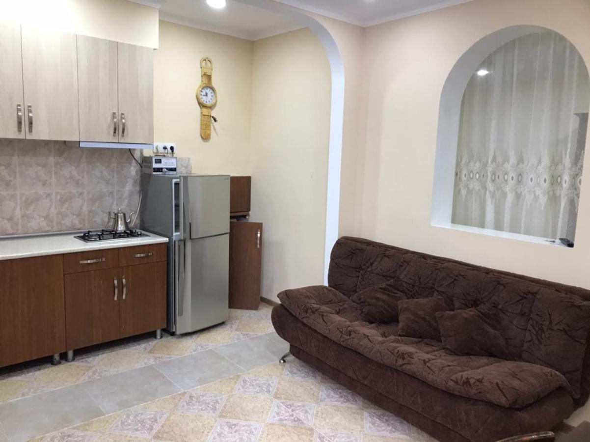 Guest House Borjomi ภายนอก รูปภาพ